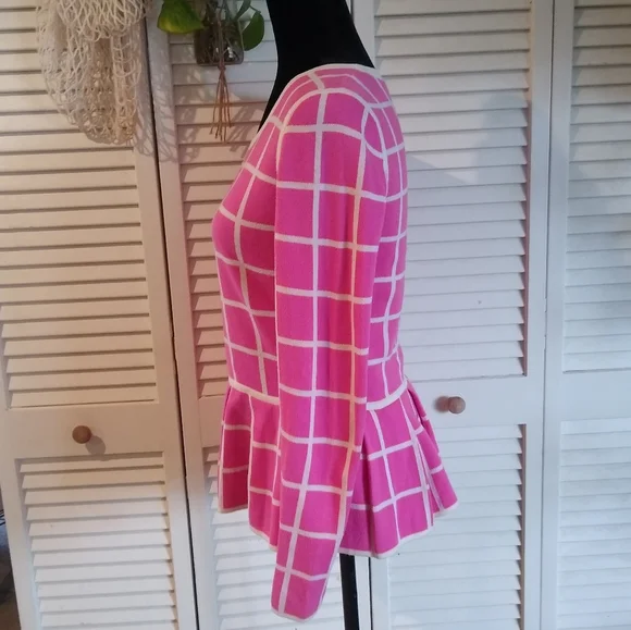 Banana Republic Pink Grid Peplum Sweater 100% Cotton Size Small - Picture 3 of 7
